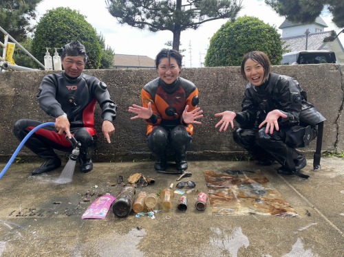 ノリスの海中清掃