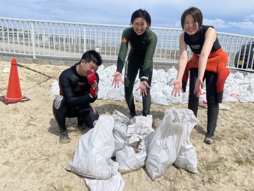 ノリスの海中清掃