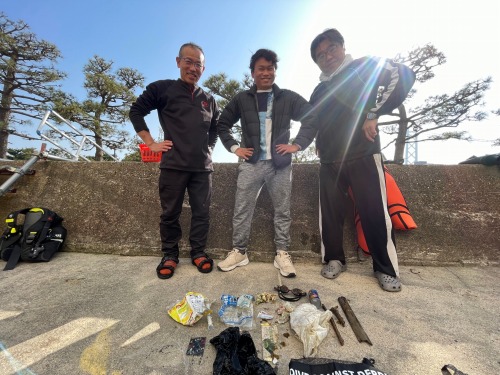 ノリスの海中清掃