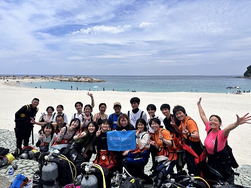 総勢120名でビーチクリーンin白浜